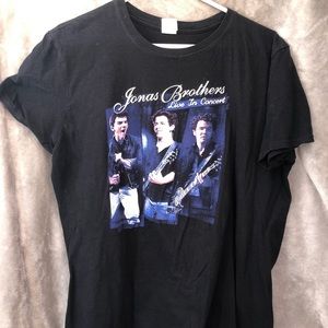 🔵Jonas brother concert tee🔵